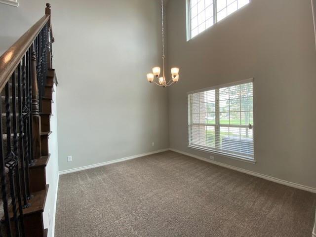 Building Photo - 913 Dickens Dr
