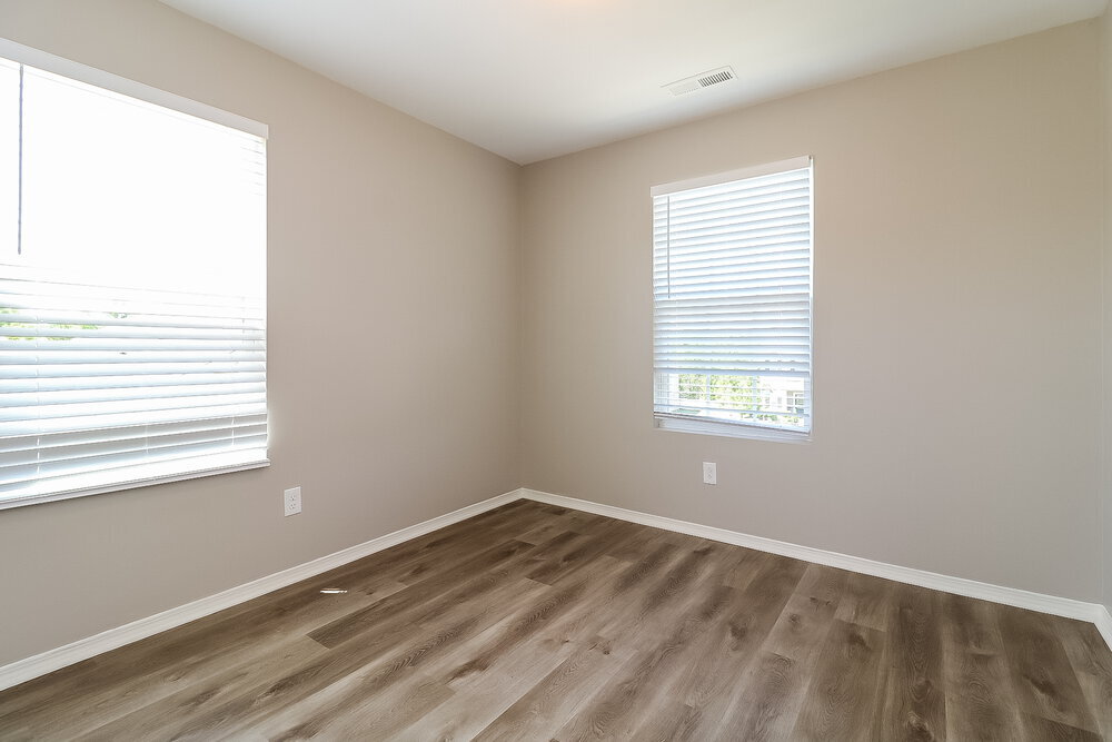 Building Photo - 283 Rowan Dr