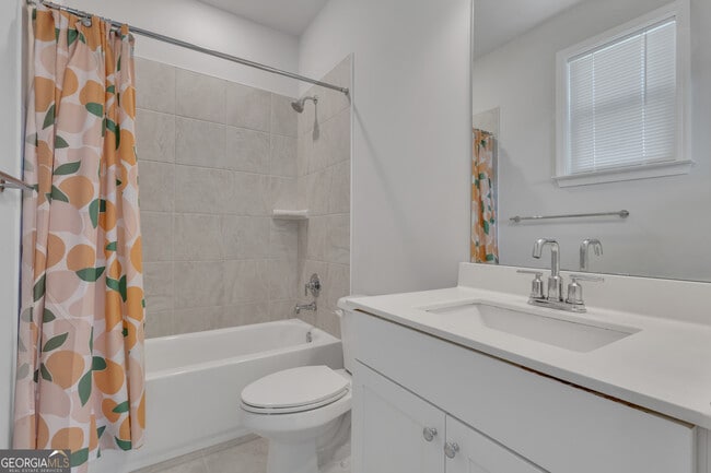 Building Photo - 411 Kinross Ln