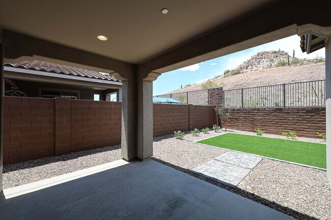 Building Photo - 4 Bedroom + Den in Foothills at Northpointe