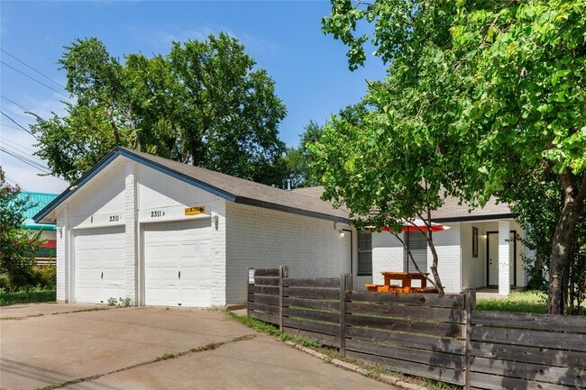 Building Photo - 2311 Burleson Rd