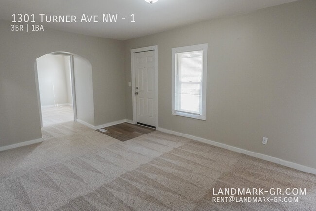 Building Photo - 1301 Turner Ave NW