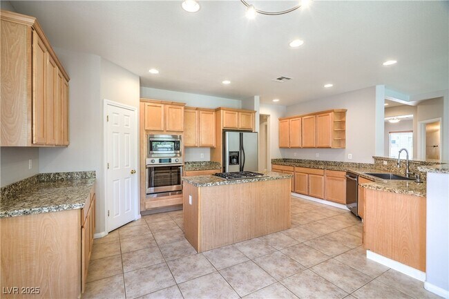 Building Photo - 2647 Ivoryhill St