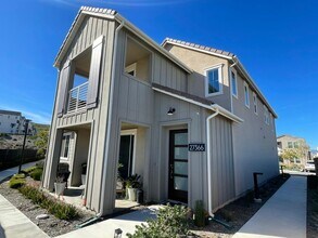 Building Photo - Newer 4BR Valencia Home in Solaire | Pool Community | Prime Location