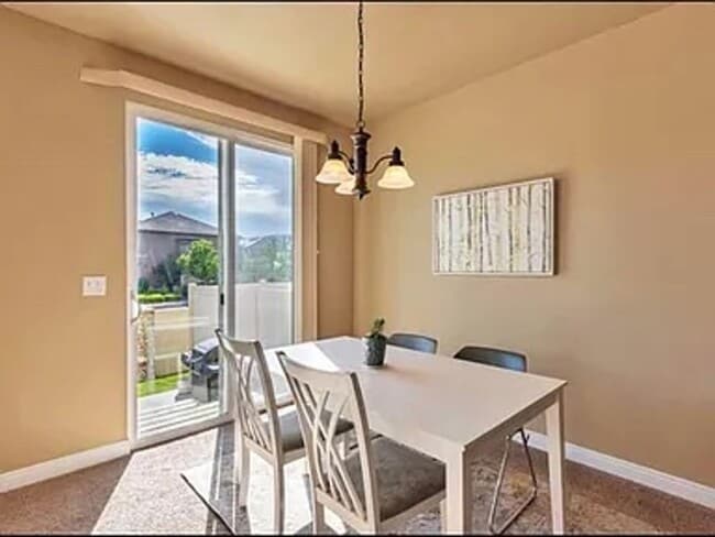 Building Photo - Spacious and Townhome Now Available!