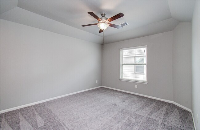 Building Photo - 24331 Kee Cresta Ct
