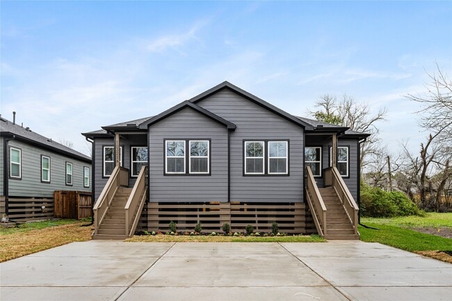 Building Photo - 10317 Teneha Dr