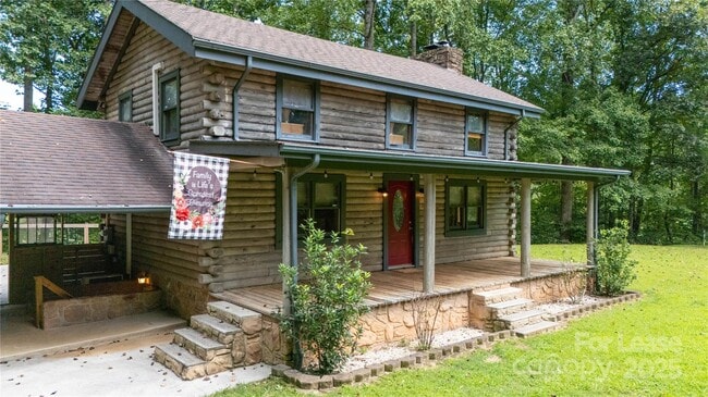 Building Photo - 2038 Toms Creek Rd