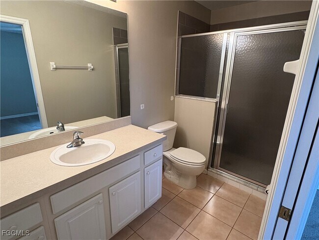 Building Photo - 10101 Poppy Hill Dr