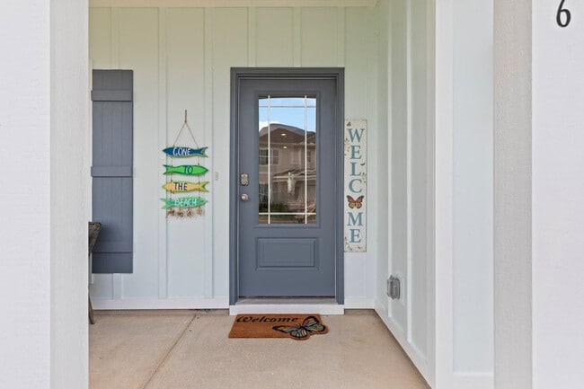 Building Photo - 206 Piper Cv