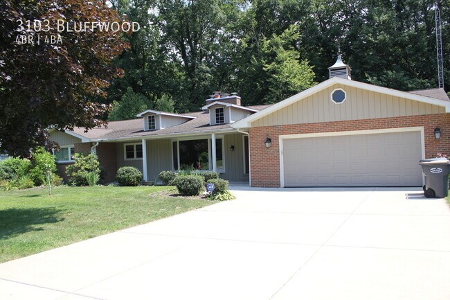 Large ranch style home in St. Joseph Township - 3103 Bluffwood Pl St ...