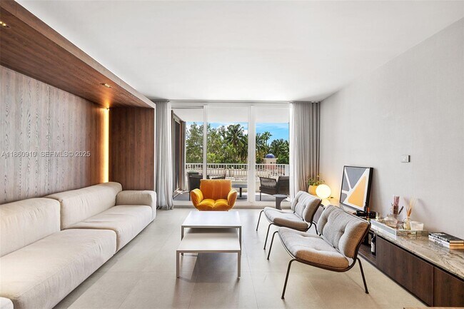 Building Photo - 785 Crandon Blvd