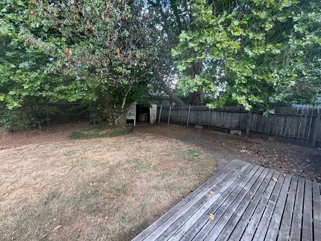 Building Photo - Available Now! 3 Bedroom Home Near OSU – $2,295/month