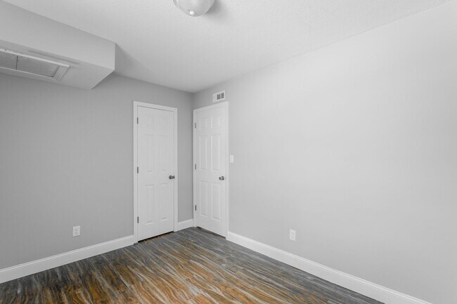 Building Photo - 6303 Walden Ave