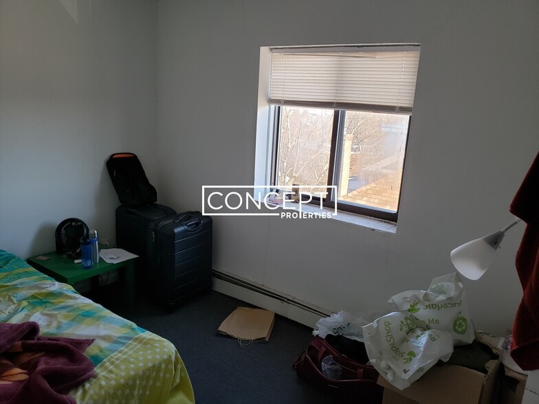 Building Photo - 226 Parker Hill Ave