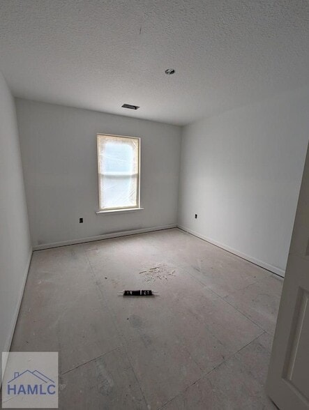 Building Photo - 20-B1 Frasier Ln SW