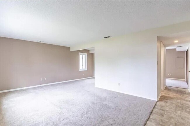 Building Photo - 4318 Whaler's Cove