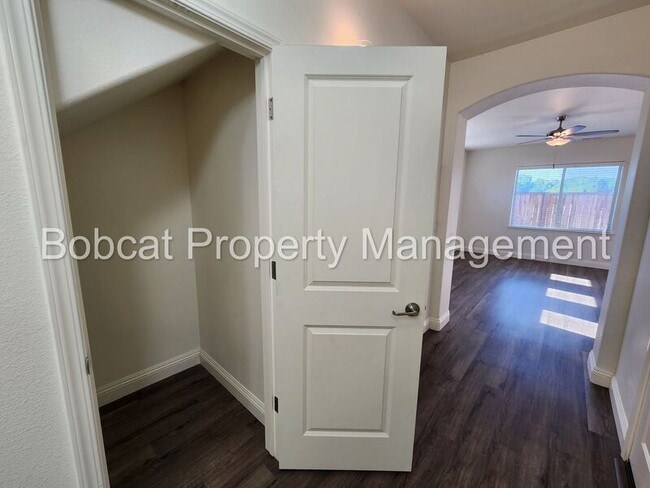 Building Photo - 1255 Correlli Ct