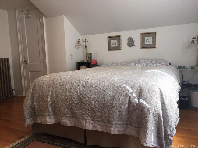 Building Photo - 209 Willard St