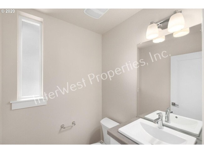 Building Photo - BEAUTIFUL NEWER CONSTRUCTION 4 BD HOME W/2...