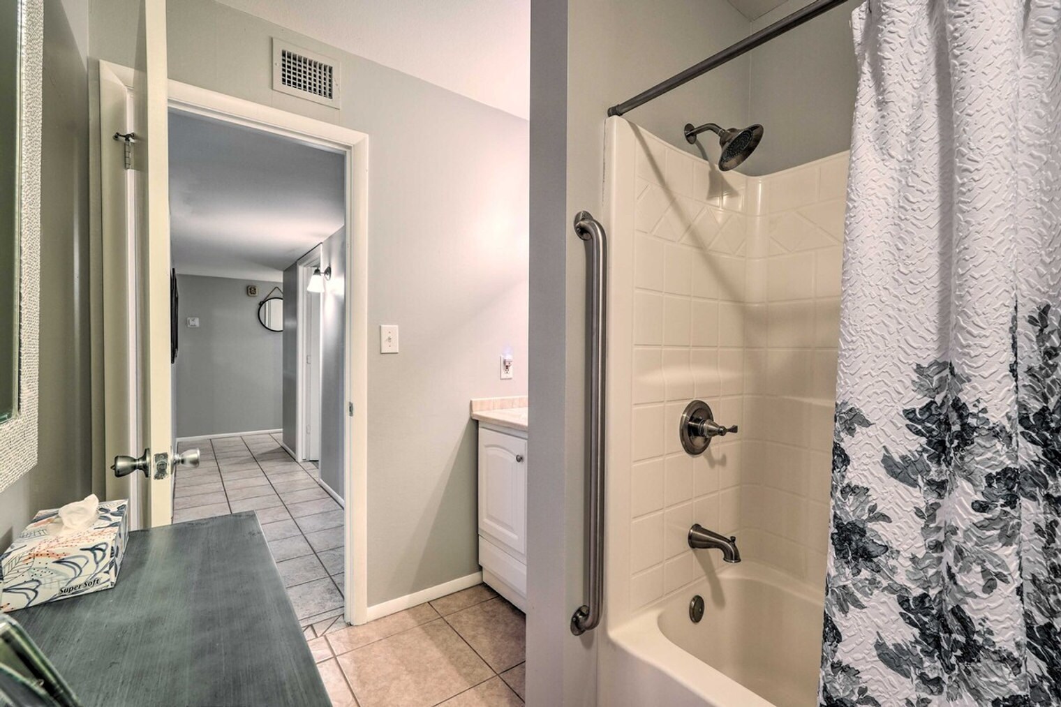 Building Photo - 8407 E Angus Dr