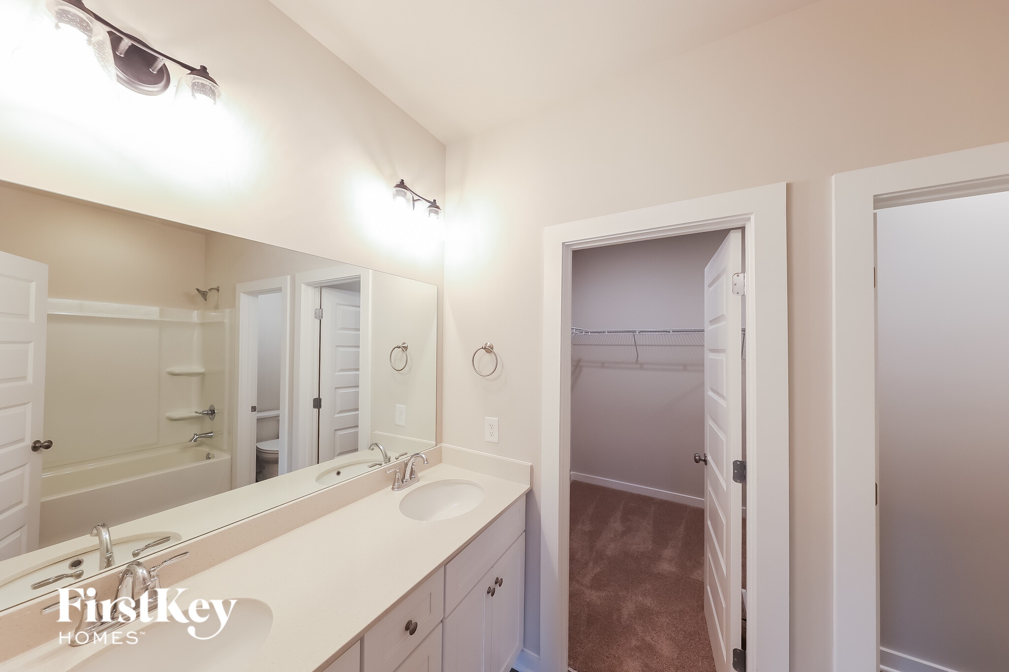 Building Photo - 61 County Rd 1700