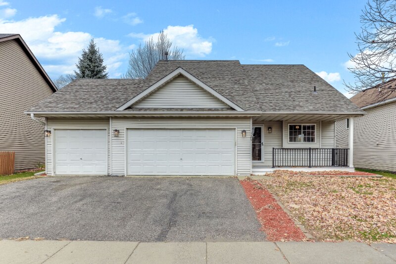 Building Photo - 1109 Larch St