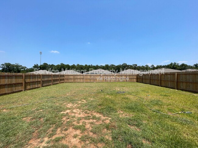 Building Photo - 4328 Jitterbug St