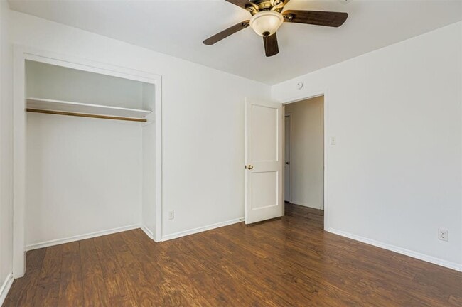 Building Photo - 5702 Fairlane Dr