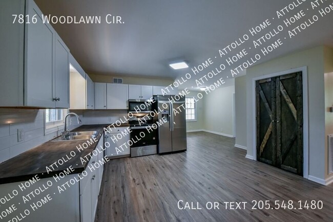 Building Photo - 7816 Woodlawn Cir