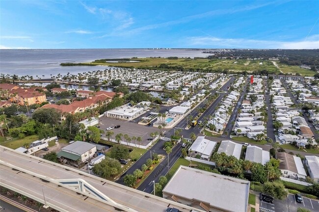 Building Photo - 4851 W Gandy Blvd