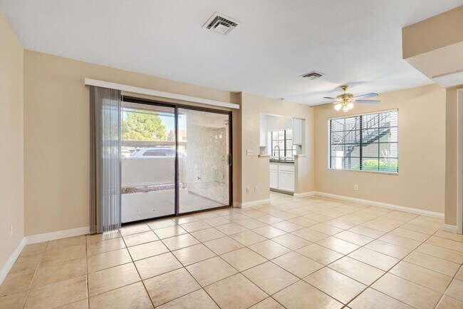 Building Photo - 4860 Nara Vista Way