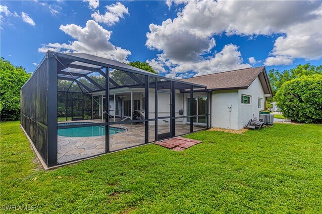 Building Photo - 297 Bay Meadows Dr