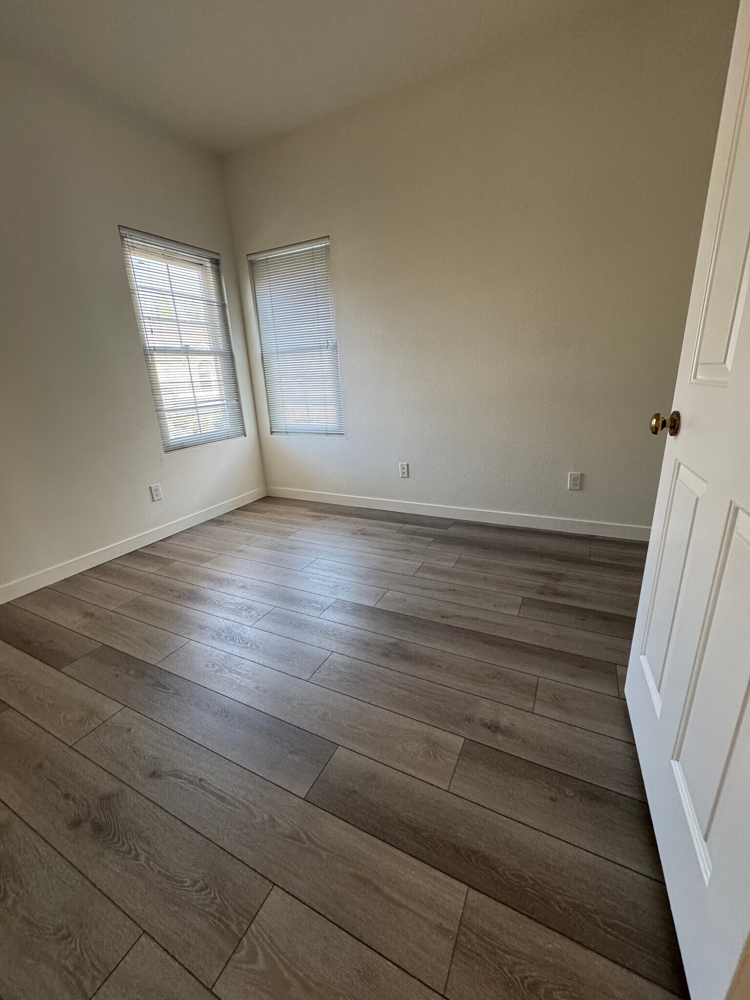 Building Photo - 7314 Laura Ln