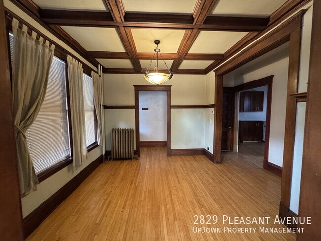 Building Photo - 2829 Pleasant Ave