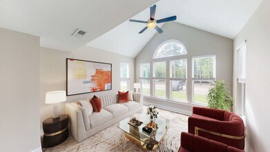 Building Photo - Regency Place