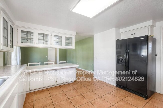 Building Photo - 2135 E El Norte Pkwy