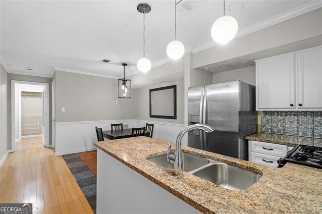 Building Photo - 2045 Brian Way