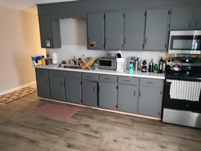 Building Photo - 106 Carlisle St