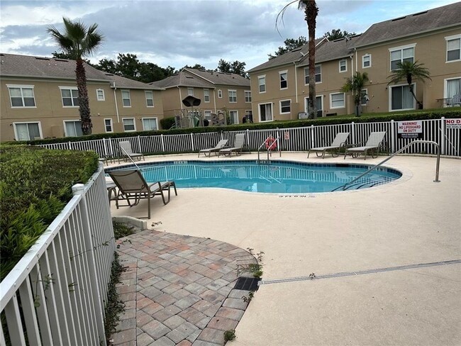 Building Photo - 295 Sterling Springs Ln