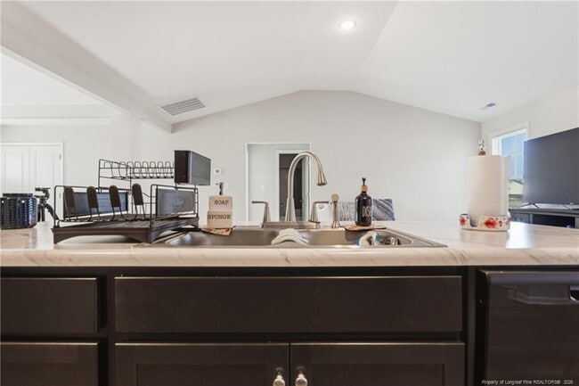 Building Photo - 50 Terrier Ct