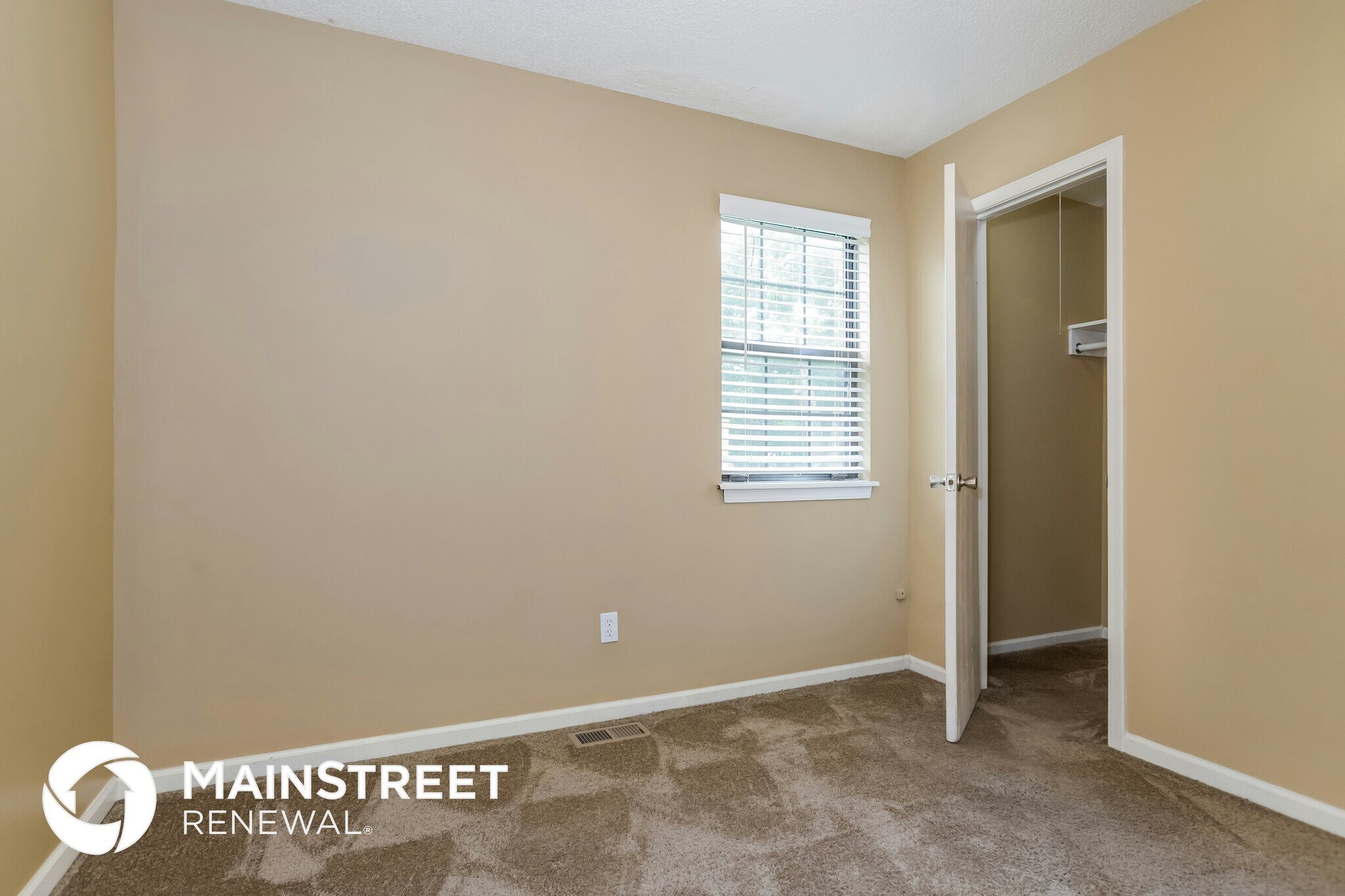 Building Photo - 715 McCaffree Cir