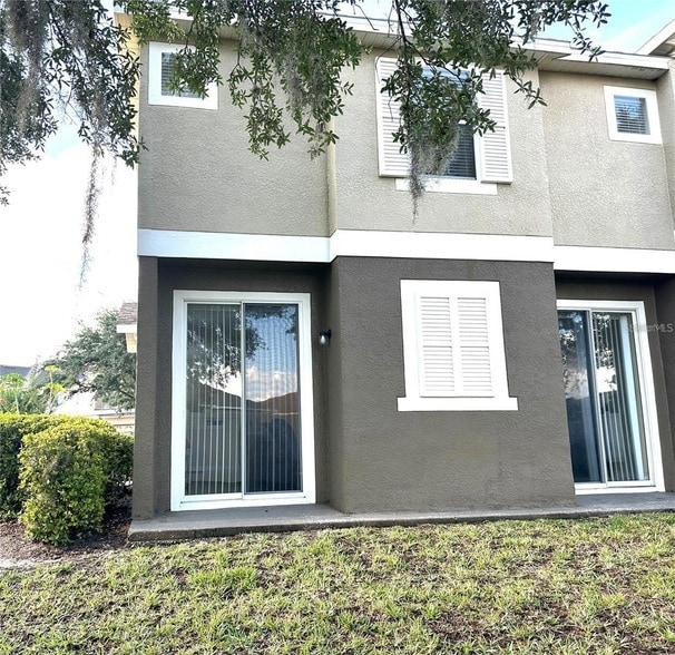 Building Photo - 1971 Estancia Cir