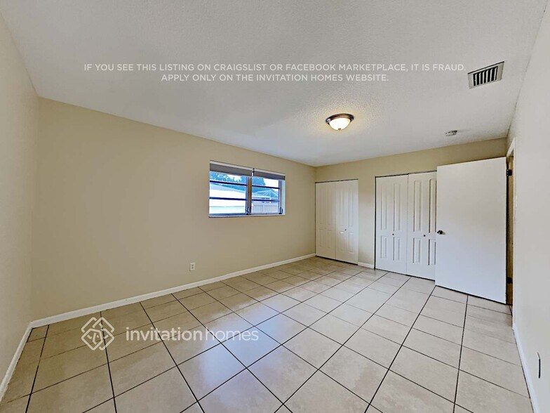 Building Photo - 2605 SW 84th Terrace
