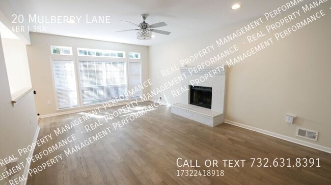 Building Photo - 20 Mulberry Ln