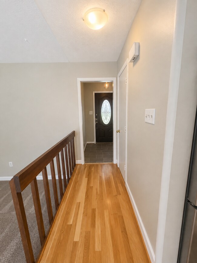 Building Photo - 1228 Bromley Dr