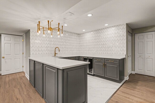 Building Photo - 841 Turnbridge Cir