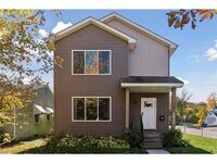 Building Photo - 2084 Reaney Ave E