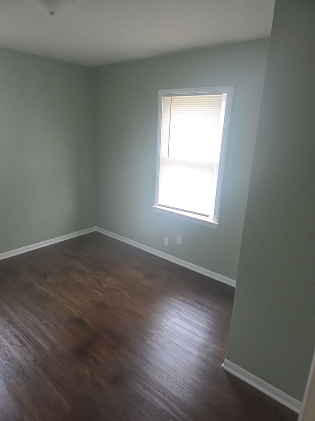 Building Photo - 8902 Beulah Church Rd