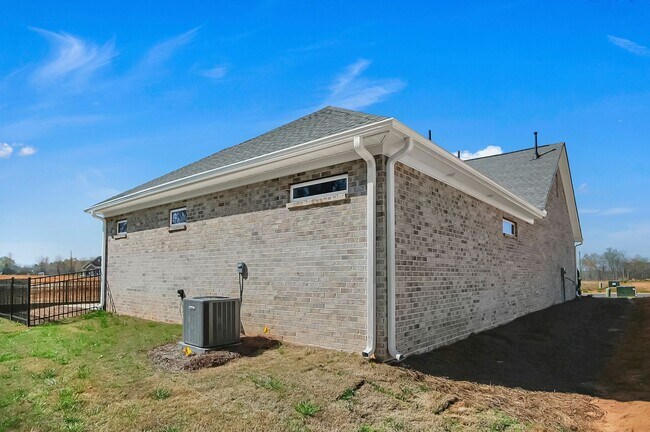 Building Photo - 3054 Constitution Ln